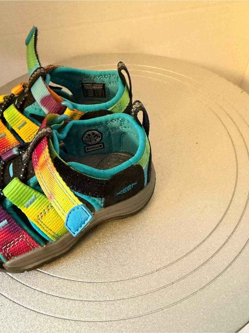 NWOB Keen Newport H2 Tie Dye Sandals Sz Infant 5